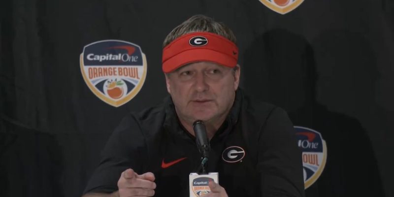 Möchten Sie die Abmeldungen vom College-Football-Bowl reduzieren?  Bezahle die Spieler