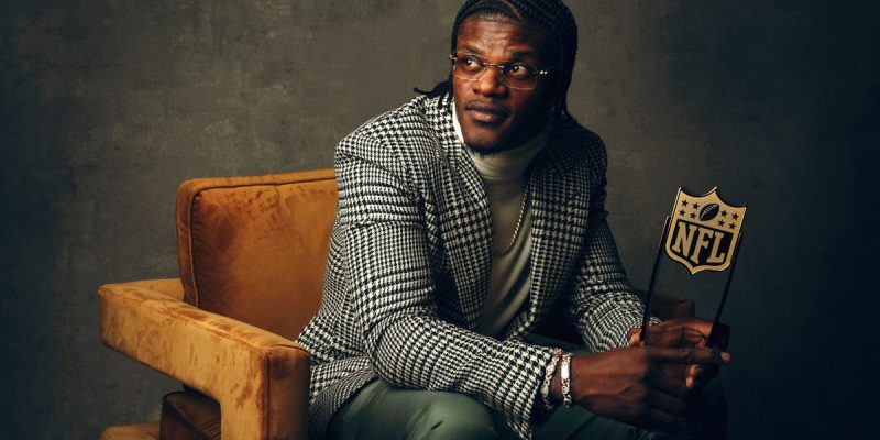 Lamar Jackson und die Spieler gewinnen mehrere NFL-MVP-Auszeichnungen