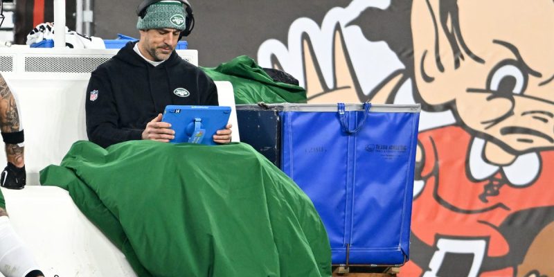 Aaron Rodgers gewinnt den Most Inspirational Award, obwohl er 4 Snaps gespielt hat