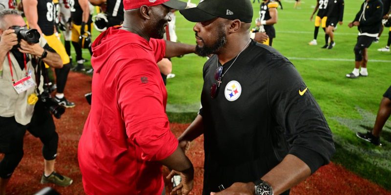 Warum feiert die NFL nicht alle vier schwarzen Trainer, die in die Playoffs kommen?