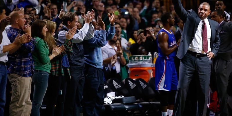 Milwaukee Bucks sollten Doc Rivers gegen Jrue Holiday eintauschen