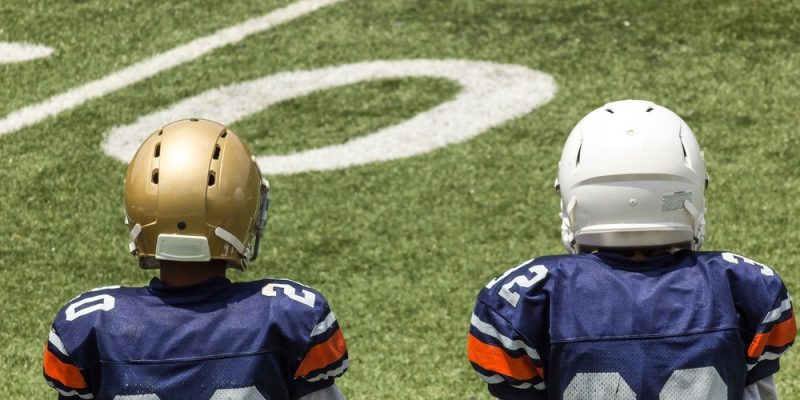 Der Einfluss von Tackle Football auf die Gehirnstruktur und -funktion von Jugendlichen