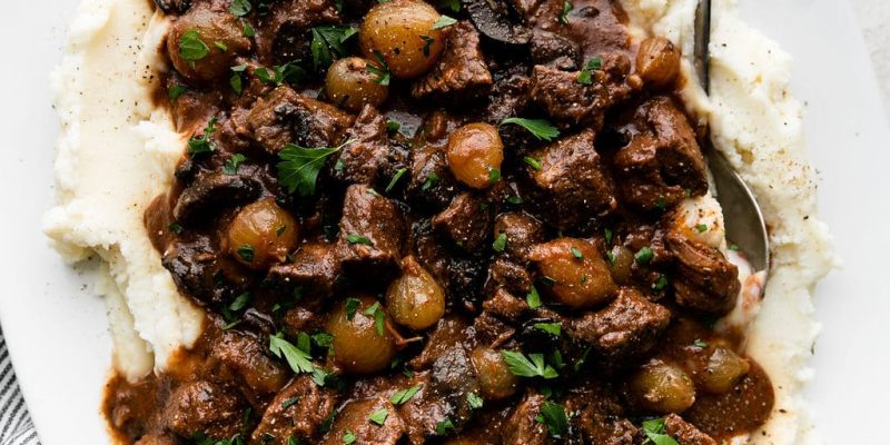 Crockpot-Rindfleisch-Tipps mit Soßenrezept