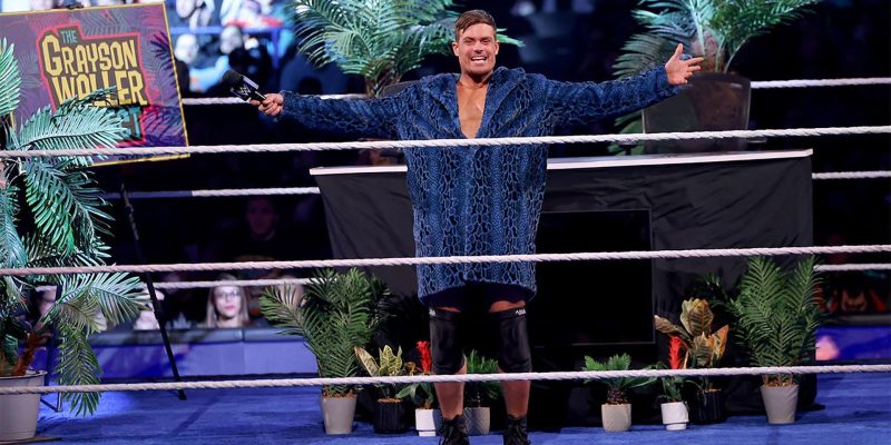 Grayson Waller macht sich in seiner neuesten Nachricht über das WWE-Universum lustig