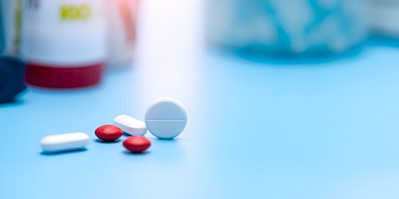 Arzneimittelwechselwirkungen wurden bei 21,4 % der Kinder mit Medikamentenexposition beobachtet