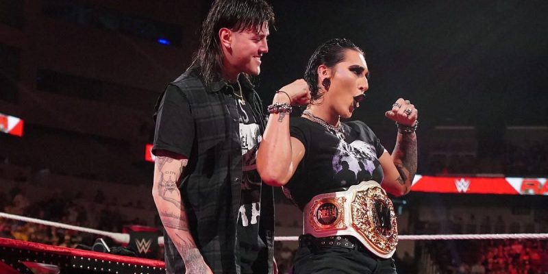 Rhea Ripley macht sich Backstage-Power zunutze, um zwei Blockbuster-Matches für die WWE RAW nächste Woche vorzubereiten