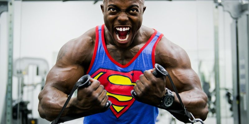 Zuerst Cardio oder Gewichte? Ein Kinesiologe erklärt, wie Sie die Reihenfolge Ihrer Trainingsroutine optimieren können