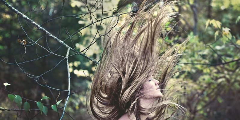 5 Rotlichttherapiegeräte für das Haarwachstum: Erleben Sie strahlende Strähnen